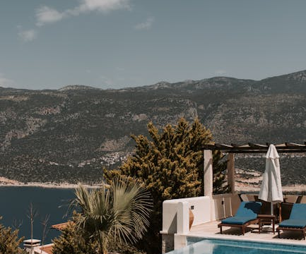 Private Villa or Boutique Hotel in Lesvos? Why Five Olive Dream Trip Gives You Both